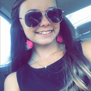 Meet your Posher, Katelyn